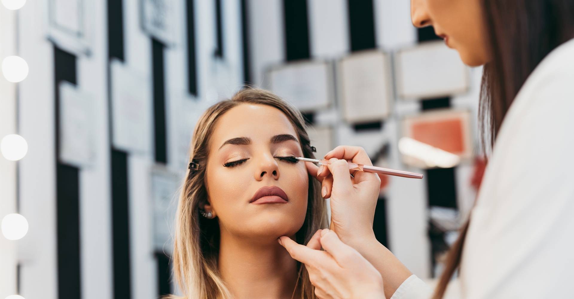 CAROSMETICS - Caroline Schuster